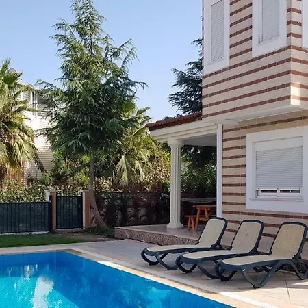 Musari No4 With Private Pool And Garden וילה