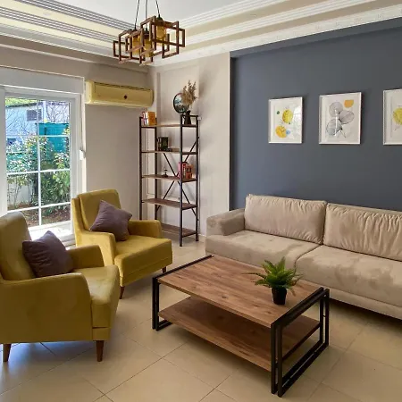Musari No4 With Private Pool And Garden